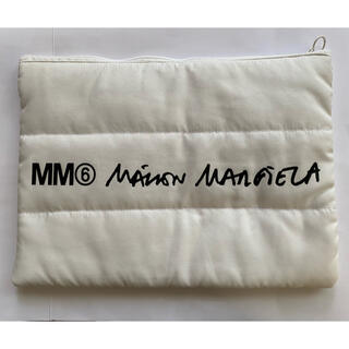 エムエムシックス(MM6)のMM6 Maison Margiela パデッド ポーチ　SPUR付録(ポーチ)