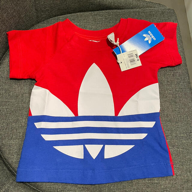 adidas(アディダス)のadidas originals ビッグトレフォイル　Tシャツ レア色 キッズ/ベビー/マタニティのベビー服(~85cm)(Ｔシャツ)の商品写真