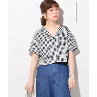 ナチュラルクチュール(natural couture)の[お値下げしました！] natural couture レディー開襟シャツ(シャツ/ブラウス(半袖/袖なし))