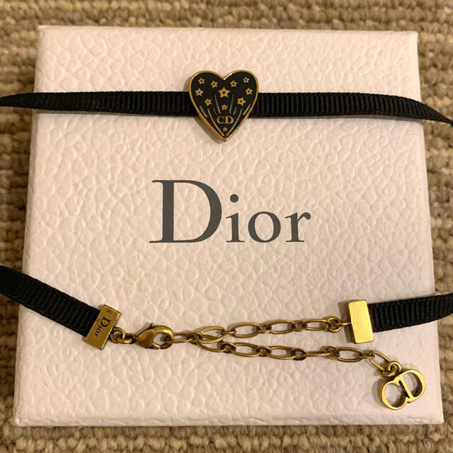 Dior(ディオール)のDior ハート チョーカー 正規品 レディースのアクセサリー(ネックレス)の商品写真