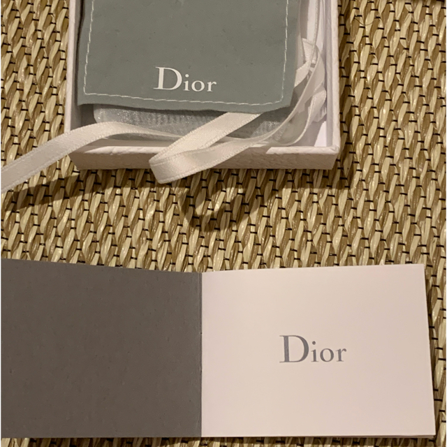 Dior(ディオール)のDior ハート チョーカー 正規品 レディースのアクセサリー(ネックレス)の商品写真