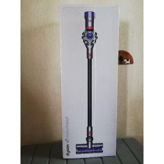 Dyson V7 サイクロン式 コードレス掃除機 dyson SV11FFOLB(掃除機)