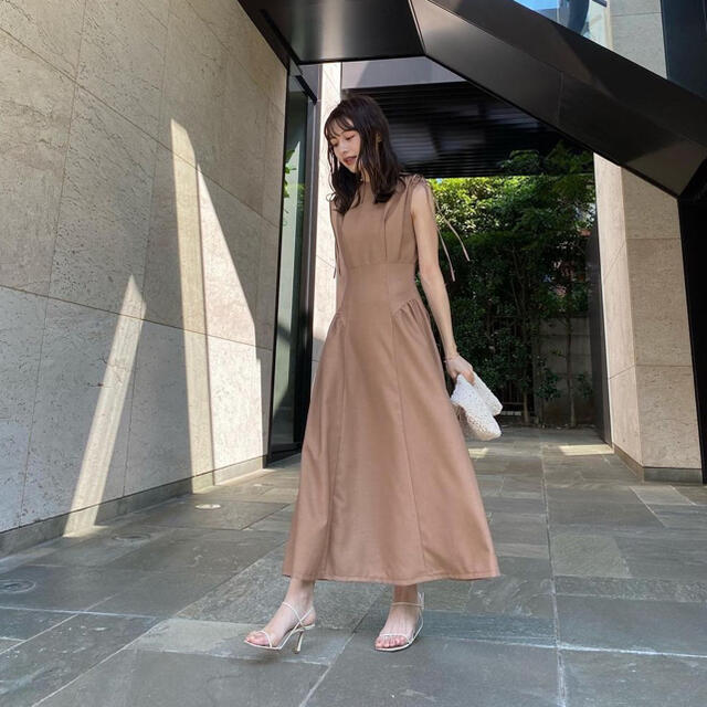 L'Or ロル 楫真梨子 かじまり Drawstring Dress ワンピース