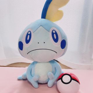 ポケモン　ぬいぐるみ　等身大メッソン　ポケモンセンター