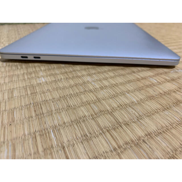 MacBook pro2017 13インチ touch barモデル A1706 5