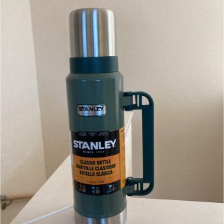 スタンレー(Stanley)のSTANLEY 1.32L 新品　未使用　送料無料(水筒)