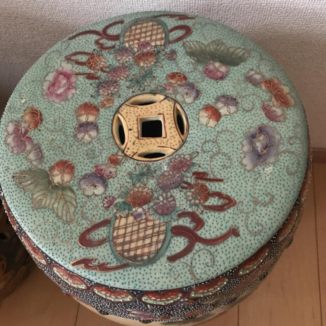 旧家蔵出 中国美術 古美術 清時代 陶器 鼓風 置物 庭 花台 飾台 旧家蔵出 中国美術 古美術 清時代 陶器 鼓風 置物 庭 花台 飾台