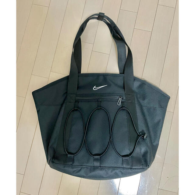 【最終値下げ】NIKE トレーニングトートバッグ　ナイキワン