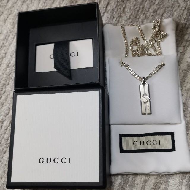 GUCCI グッチノットインフィニティネックレス GUCCI グッチノットインフィニティネックレス