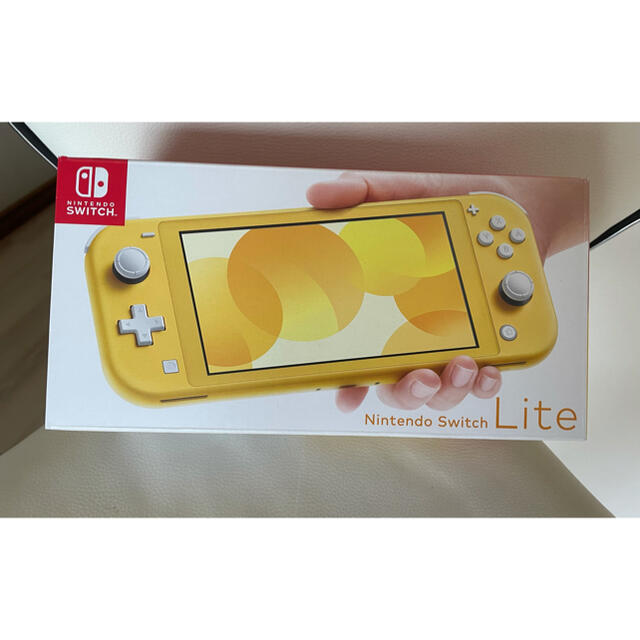 Nintendo Switch Liteニンテンドー赤いキズのみです