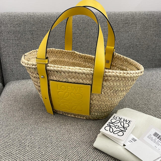 LOEWE(ロエベ)のご専用　美品　ロエベ　カゴバッグ レディースのバッグ(かごバッグ/ストローバッグ)の商品写真