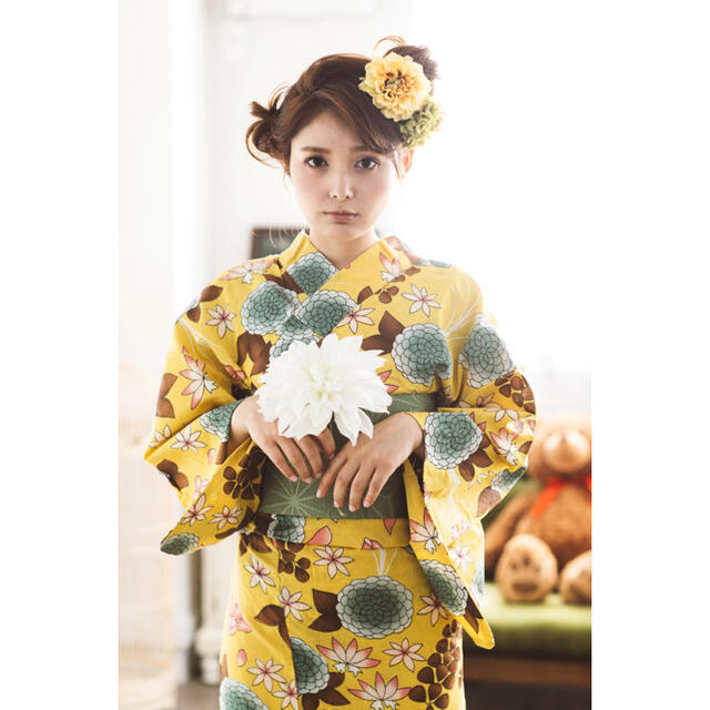 浴衣ジェンヌ からし×茶色×緑 まる菊と小花 レトロで個性的な浴衣 浴衣 ゆかた