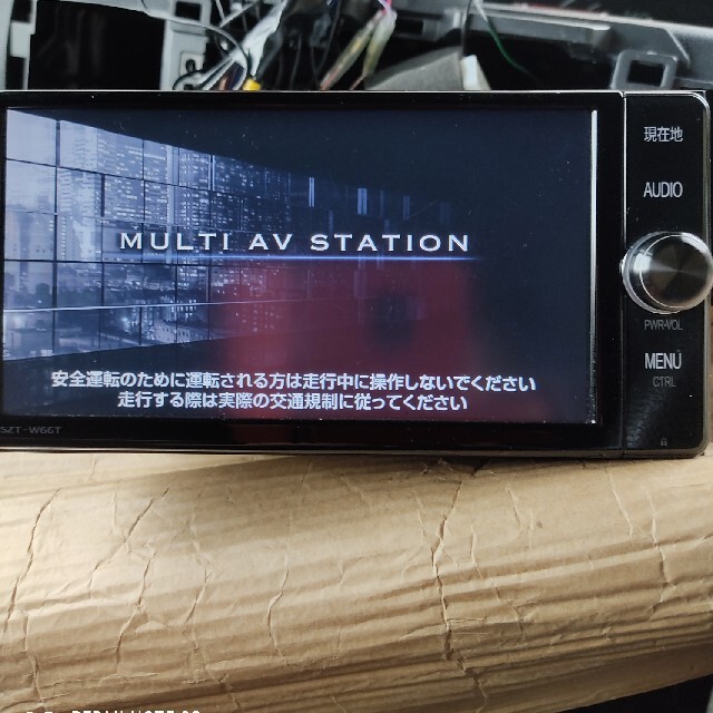 トヨタ(トヨタ)のトヨタ純正SDフルセグナビ NSZT-W66T　　　2017年秋版地図SD 自動車/バイクの自動車(カーナビ/カーテレビ)の商品写真