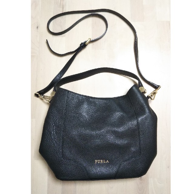 FURLA ショルダーバッグ ブラック バッグ フルラ 黒ショルダーバッグ