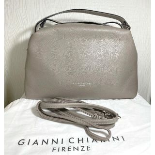 トゥモローランド(TOMORROWLAND)のGianni chiarini ジャンニキャリーニ　アリファ　グレージュ　M(ショルダーバッグ)