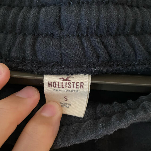 Hollister(ホリスター)の【大特価】ホリスター　ハーフパンツ　黒　ブラック　夏 メンズのパンツ(ショートパンツ)の商品写真