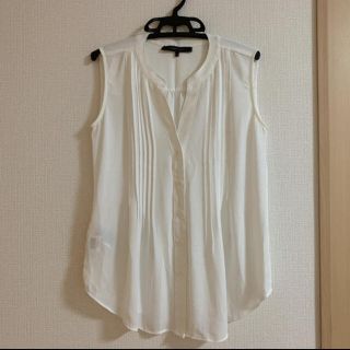 ビーシービージーマックスアズリア(BCBGMAXAZRIA)のBCBG MAXAZRIA ノースリーブトップブラウス(シャツ/ブラウス(半袖/袖なし))