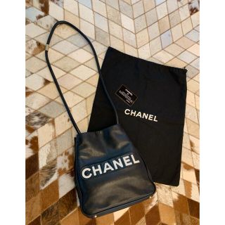 シャネル(CHANEL)のシャネルカメリアデザイン  羊革バッグ(ハンドバッグ)