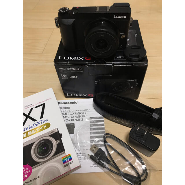 Panasonic(パナソニック)の【美品】おまけ付きPanasonic DMC−GX7MK2 DMC-GX7MK2 スマホ/家電/カメラのカメラ(ミラーレス一眼)の商品写真