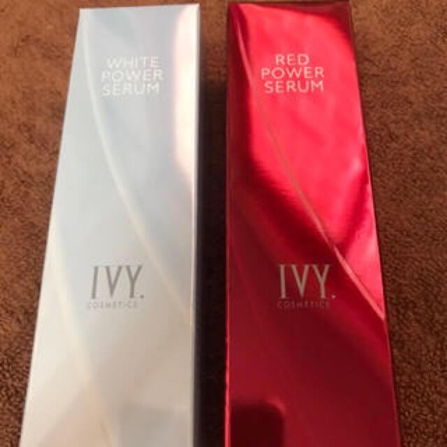 IVY レッド・ホワイトパワーセラムセット　各30ml コスメ/美容のスキンケア/基礎化粧品(美容液)の商品写真