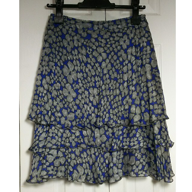 MARELLA 花柄ひざ丈スカート レディースのスカート(ひざ丈スカート)の商品写真