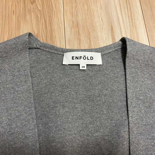 ENFOLD(エンフォルド)のENFOLD ミラノリブショートカーディガン レディースのトップス(カーディガン)の商品写真