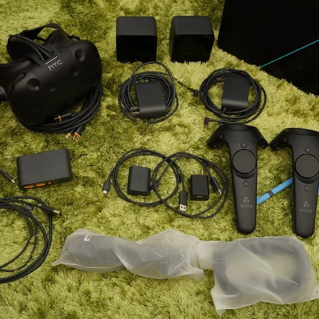 htc VIVE コンシューマーエディション htc VIVE コンシューマーエディション