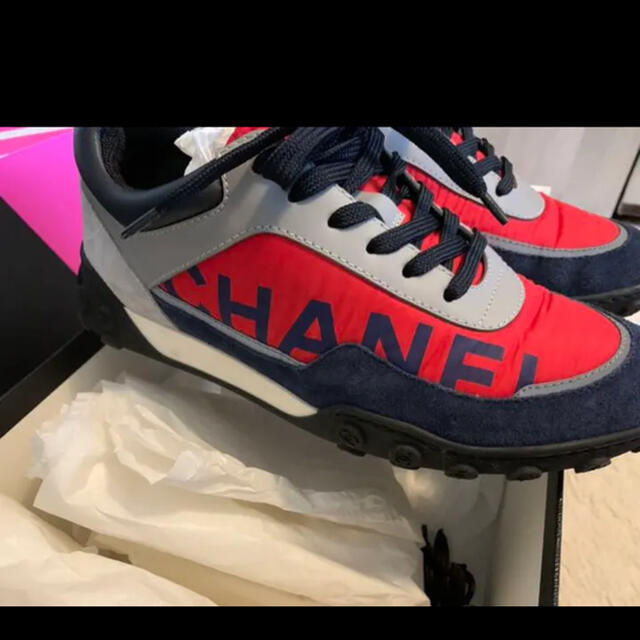 メーカー再生品】 CHANEL - スニーカー 貴重色 美品 CHANEL スニーカー