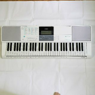 カシオ(CASIO)のCASIO電子キーボードLK516(キーボード/シンセサイザー)