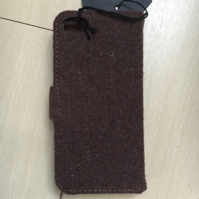 Harris Tweed(ハリスツイード)のハリスツイードiPhoneケース スマホ/家電/カメラのスマホアクセサリー(モバイルケース/カバー)の商品写真