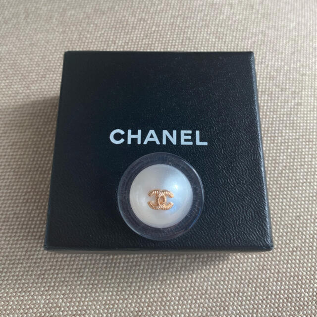 CHANEL(シャネル)のシャネル　CHANEL ボタン　No.164 ハンドメイドの素材/材料(各種パーツ)の商品写真