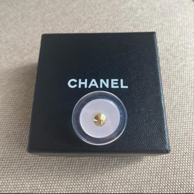 CHANEL(シャネル)のシャネル　CHANEL ボタン　No.164 ハンドメイドの素材/材料(各種パーツ)の商品写真