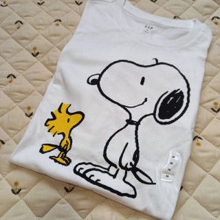 ギャップ(GAP)の新品タグ付き GAP スヌーピー SNOOPYTシャツ(Tシャツ/カットソー(半袖/袖なし))