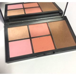 NARS チーク ブロンザーパレット Virtual Domination(チーク)