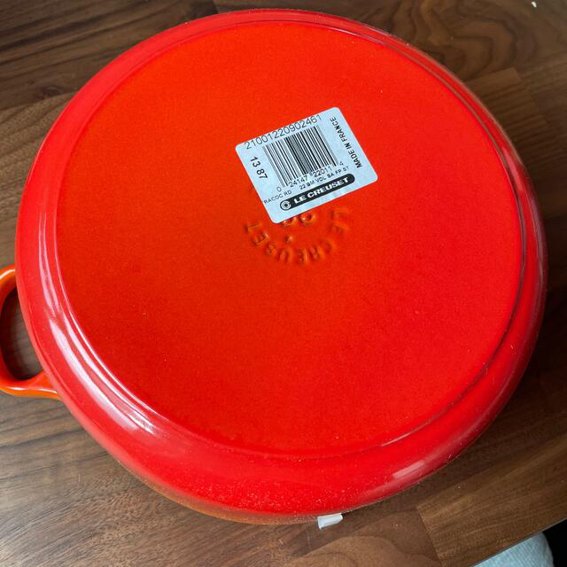 LE CREUSET(ルクルーゼ)のル・クルーゼ 新品未使用 インテリア/住まい/日用品のキッチン/食器(鍋/フライパン)の商品写真