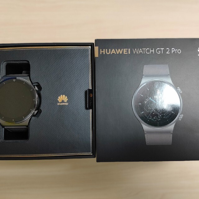 HUAWEI WATCH GT 2 Pro  ネビュラグレイオマケ付き メンズの時計(腕時計(デジタル))の商品写真