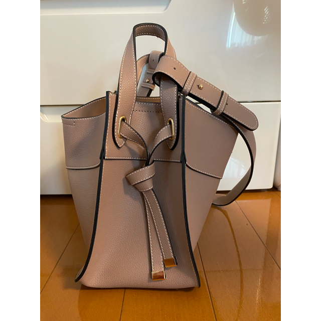 ViS(ヴィス)のvis 【MORE5月号掲載】【マルチWAY】フロントタイバッグ 新品 レディースのバッグ(ショルダーバッグ)の商品写真
