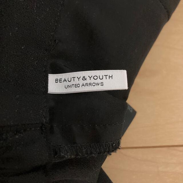 BEAUTY&YOUTH UNITED ARROWS(ビューティアンドユースユナイテッドアローズ)のガウチョパンツ レディースのパンツ(カジュアルパンツ)の商品写真