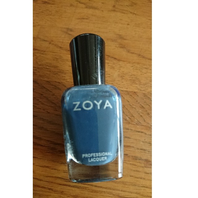 ZOYA  NATTY コスメ/美容のネイル(マニキュア)の商品写真