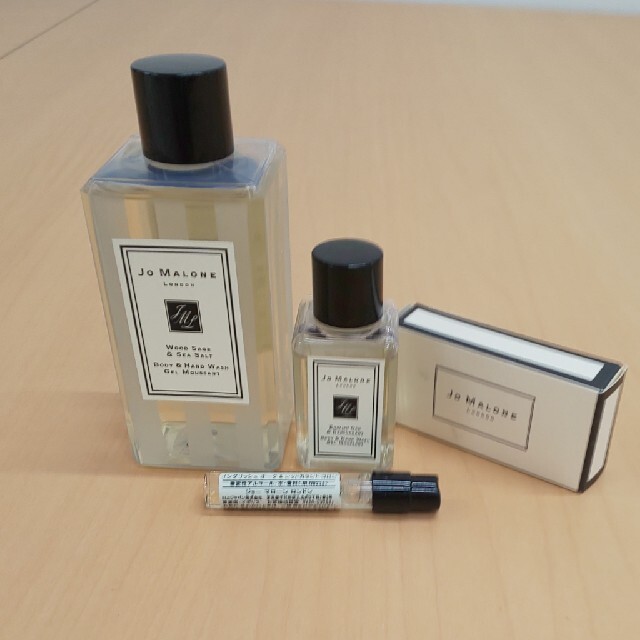 Jo Malone(ジョーマローン)のJo Malone ウッドセージ&シーソルト ボディソープ 100ml セット コスメ/美容のボディケア(ボディソープ/石鹸)の商品写真