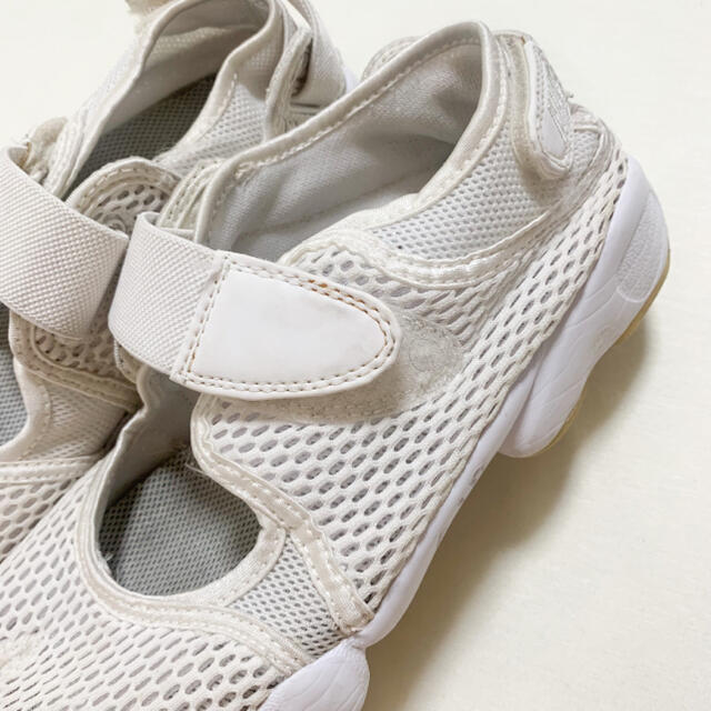 NIKE - 完売ですNIKE エアリフト白 24cmの通販 by yama|ナイキならラクマ 【NIKE】ナイキ エアリフト 白 24cm 新品未使用タグ付き