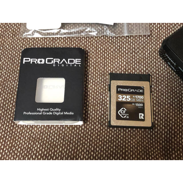 ProGrade by ビーマイ's shop｜ラクマ Digital CFexpressカード&カードリーダーセットの通販 好評格安