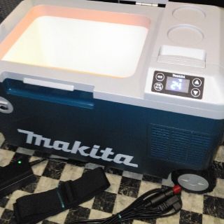 マキタ(Makita)のMAKITA マキタ 保温庫 冷蔵庫 18Ｖ CW180D 車12V 家100V(その他)