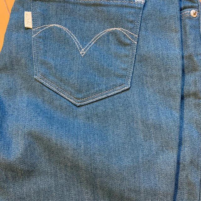 Levi's(リーバイス)のLevi's Demi Curve（新品未使用） レディースのパンツ(デニム/ジーンズ)の商品写真