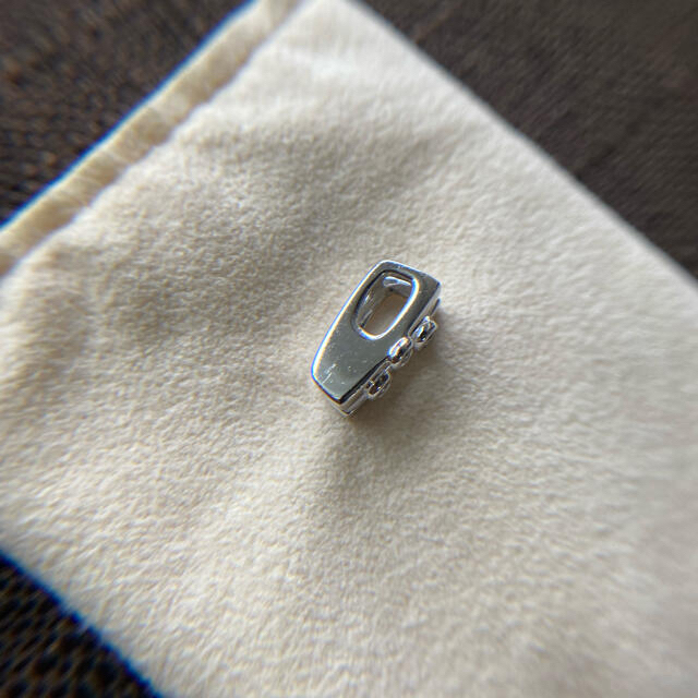 4℃(ヨンドシー)のクーポン値下げ！k18  ルジアダ　ネックレス　ダイヤ　ヘッドのみ レディースのアクセサリー(チャーム)の商品写真