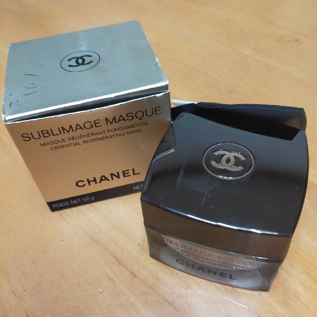 CHANEL(シャネル)のCHANELエモリエントマスク新品 コスメ/美容のスキンケア/基礎化粧品(パック/フェイスマスク)の商品写真