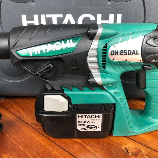 日立(ヒタチ)の⭐︎再値下げ⭐︎日立 HITACHI Koki ハンマードリル DH 25DAL スポーツ/アウトドアの自転車(工具/メンテナンス)の商品写真