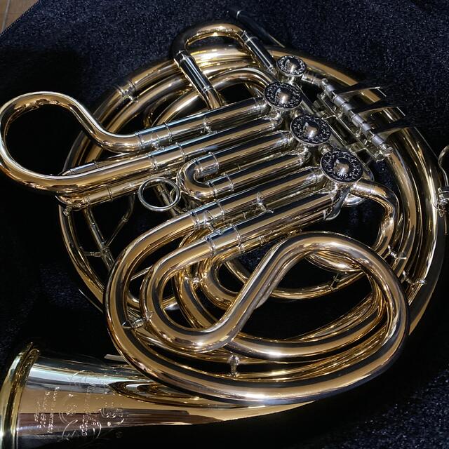 【値下げしました】ハンスホイヤー　ホルン　model6801 楽器の管楽器(ホルン)の商品写真