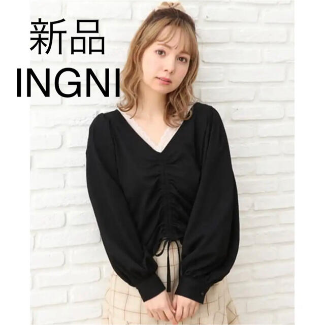 INGNI(イング)の【新品★未使用】INGNIイング　フロントドロストシャーリングシャツ長袖ブラウス レディースのトップス(シャツ/ブラウス(長袖/七分))の商品写真