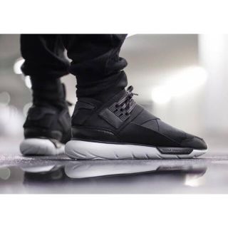 ワイスリー(Y-3)のY-3 QASA HIGH BLACK/WHITE 26.0cm(スニーカー)